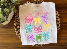 God Says I am Girl's T-shirt